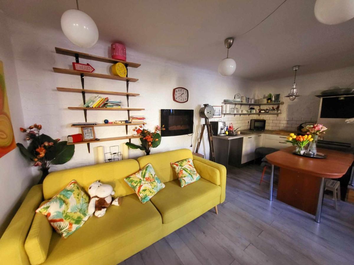 Cosy Apartman By The Castle Apartment Budapesta Exterior foto